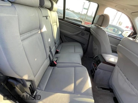 2008 BMW X5 3.0si with VIN 5UXFE43548L007391, listed as a Copart auction lot 53172325 with 60,922 mi miles and Clean Title. Bid and sale history available at carsss.com. Image 6.