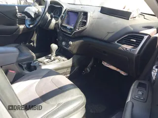 2021 Jeep Cherokee Limited with VIN 1C4PJLDX0MD100067, listed as a IAAI auction lot 42273029 with 84,579 mi miles and . Bid and sale history available at DreamBid. Image 5.