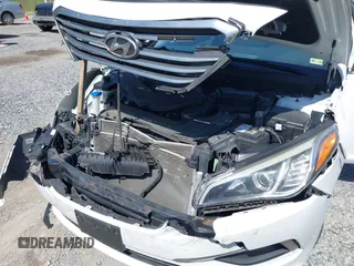 2016 Hyundai Sonata SE z VIN 5NPE24AF1GH337963, wystawiony jako IAAI lot #42199923 z przebiegiem 91 596 mil mil oraz . Historia ofert i sprzedaży dostępna na DreamBid. Obrazek 6.