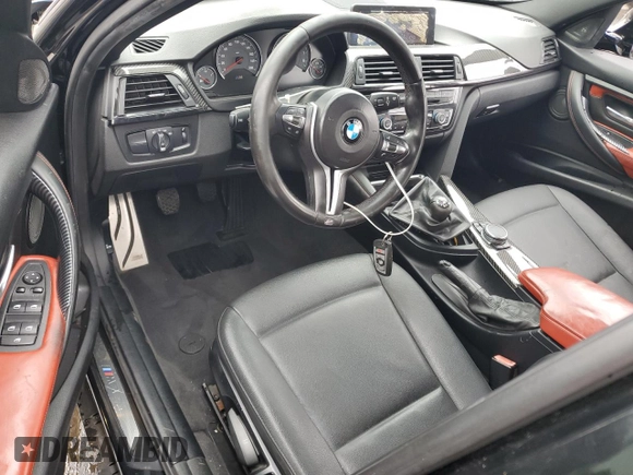 2015 BMW M3 z VIN WBS3C9C54FP806030, wystawiony jako Copart lot #87375784 z przebiegiem 74 730 mil mil oraz Szkoda całkowita • Salvage title. Historia ofert i sprzedaży dostępna na DreamBid. Obrazek 8.