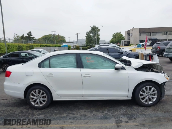 2013 Volkswagen Jetta SE with VIN 3VWDP7AJXDM432740, listed as a IAAI auction lot 42569834 with 118,659 mi miles and . Bid and sale history available at DreamBid. Image 13.