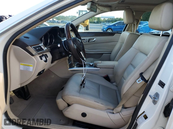 2014 Mercedes-Benz E 350 Sport with VIN WDDHF5KB0EA836685, listed as a Copart auction lot 56077955 with 137,283 mi miles and Clean Title. Bid and sale history available at DreamBid. Image 7.