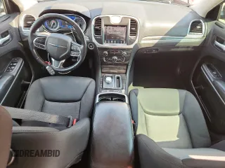 2019 Chrysler 300 Touring with VIN 2C3CCAAG1KH613575, listed as a Copart auction lot 59564495 with 85,680 mi miles and Salvage title. Bid and sale history available at DreamBid. Image 8.
