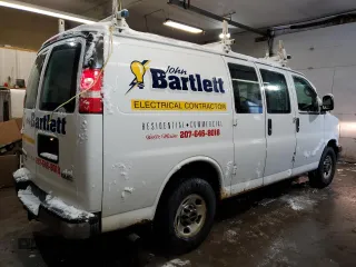 2013 GMC Savana Cargo Van with VIN 1GTW7FCA9D1143400, listed as a Copart auction lot 44860895 with 214,827 mi miles and Clean Title. Bid and sale history available at carsss.com. Image 3.