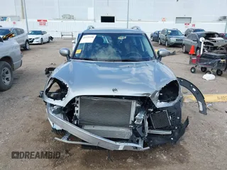 2024 MINI Countryman Cooper S с VIN WMZ53BR0XR3R54326, выставлен на аукционе IAAI как лот 41525350 с пробегом 19 442 миль миль и . История ставок и продаж доступна на DreamBid. Изображение 13.