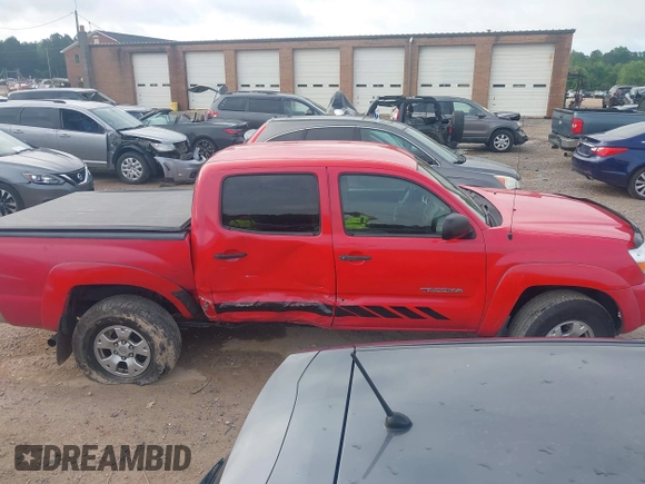 2008 Toyota Tacoma PreRunner z VIN 3TMJU62N78M059673, wystawiony jako IAAI lot #42285980 z przebiegiem 232 473 mil mil oraz . Historia ofert i sprzedaży dostępna na DreamBid. Obrazek 13.