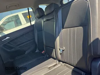 2024 Volkswagen Tiguan SE с VIN 3VV3B7AX4RM085495, выставлен на аукционе IAAI как лот 42796456 с пробегом 34 680 миль миль и . История ставок и продаж доступна на DreamBid. Изображение 42.