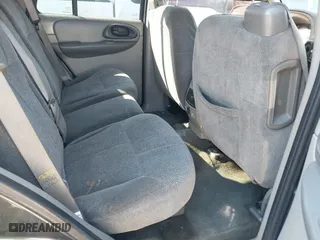 2004 Chevrolet TrailBlazer LS with VIN 1GNDT13S642447302, listed as a IAAI auction lot 41642656 with 181,297 mi miles. Bid and sale history available at carsss.com. Image 8.