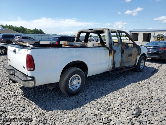 2003 Ford Super Duty F-250 XL with VIN 1FTNX20F13EA41522, listed as a Copart auction lot 66776744 with 0 mi miles and Salvage Title. Bid and sale history available at carsss.com. Image 3.