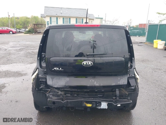 2015 Kia Soul with VIN KNDJN2A20F7810164, listed as a IAAI auction lot 41972815 with 97,095 mi miles. Bid and sale history available at carsss.com. Image 6.