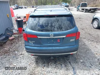 2017 Honda Pilot Touring with VIN 5FNYF6H93HB017623, listed as a IAAI auction lot 41996650 with 97,946 mi miles. Bid and sale history available at carsss.com. Image 16.