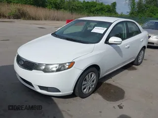 2011 Kia Forte EX with VIN KNAFU4A23B5361487, listed as a IAAI auction lot 42161931 with 179,790 mi miles. Bid and sale history available at carsss.com. Image 2.
