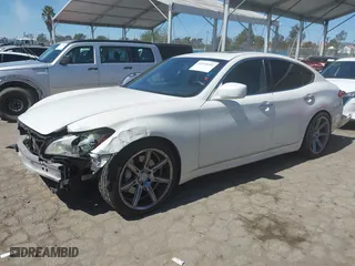 2013 Infiniti M37 with VIN JN1BY1AP6DM511104, listed as a IAAI auction lot 41818184 with 138,605 mi miles. Bid and sale history available at carsss.com. Image 18.