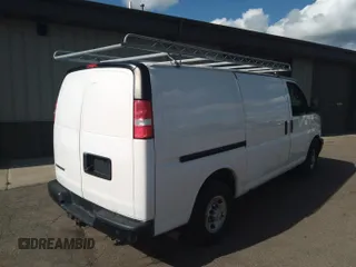 2019 Chevrolet Express Cargo with VIN 1GCWGAFPXK1368408, listed as a IAAI auction lot 42682889 with 154,668 mi miles and . Bid and sale history available at DreamBid. Image 9.