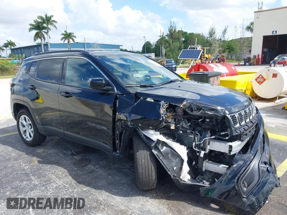 2024 Jeep Compass Latitude with VIN 3C4NJDBN5RT154383, listed as a IAAI auction lot 41938003 with 18,883 mi miles and . Bid and sale history available at DreamBid. Image 6.