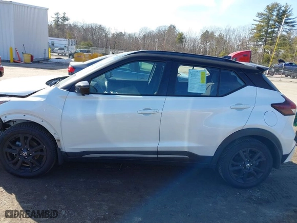 2021 Nissan Kicks SR with VIN 3N1CP5DV5ML466417, listed as a IAAI auction lot 41767810 with NaN miles. Bid and sale history available at carsss.com. Image 14.