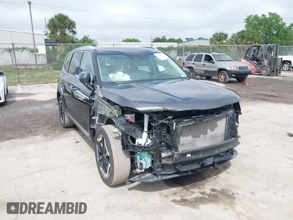 2024 Kia Telluride EX with VIN 5XYP34GC0RG491657, listed as a IAAI auction lot 41918338 with 19,511 mi miles and . Bid and sale history available at DreamBid. Image 6.