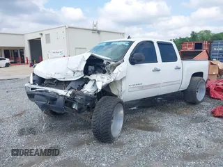2010 Chevrolet Silverado 1500 LT with VIN 3GCRCSE0XAG129542, listed as a IAAI auction lot 32944734 with 143,810 mi miles and . Bid and sale history available at DreamBid. Image 6.