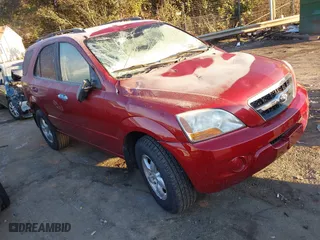 2009 Kia Sorento LX with VIN KNDJC735495868868, listed as a IAAI auction lot 41349993 with 144,935 mi miles. Bid and sale history available at carsss.com. Image 1.