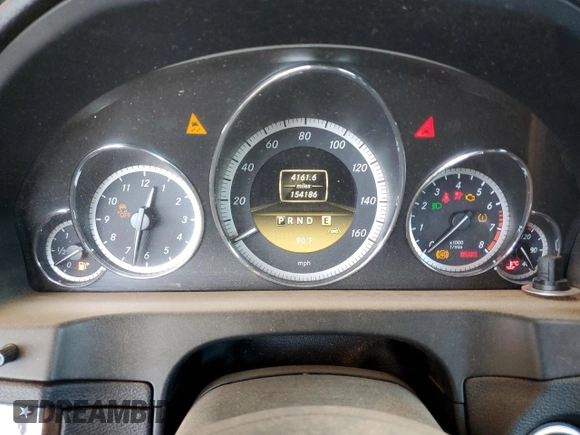 2012 Mercedes-Benz E 550 with VIN WDDKJ7DB4CF172095, listed as a Copart auction lot 71844814 with 154,186 mi miles and Salvage Title. Bid and sale history available at DreamBid. Image 9.