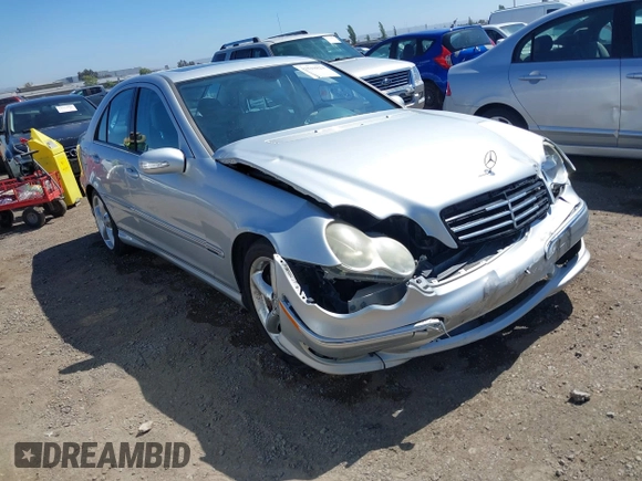 2007 Mercedes-Benz C 230 Sport с VIN WDBRF52H97A936689, выставлен на аукционе IAAI как лот 42519824 с пробегом 200 866 миль миль и . История ставок и продаж доступна на DreamBid. Изображение 1.