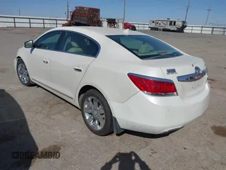 2011 Buick LaCrosse CXS with VIN 1G4GE5ED8BF377695, listed as a IAAI auction lot 41758031 with 91,434 mi miles. Bid and sale history available at carsss.com. Image 3.