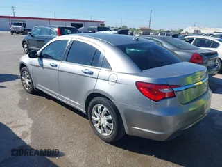 2013 Chrysler 200 LX with VIN 1C3CCBAB4DN733262, listed as a IAAI auction lot 41842571 with 232,878 mi miles. Bid and sale history available at carsss.com. Image 3.