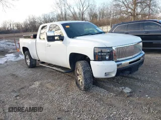2007 Chevrolet Silverado 1500 1LT with VIN 1GCEC19J47Z510694, listed as a IAAI auction lot 41474581 with 186,066 mi miles and . Bid and sale history available at DreamBid. Image 1.