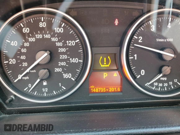 2008 BMW 3 Series 328i with VIN WBAVA33508KX89131, listed as a Copart auction lot 51995325 with 148,735 mi miles and Salvage title. Bid and sale history available at DreamBid. Image 9.