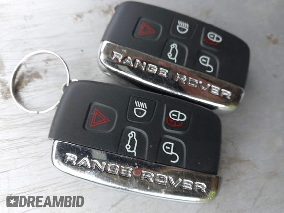 2020 Land Rover Range Rover Velar S z VIN SALYB2EX9LA287831, wystawiony jako IAAI lot #41667186 z przebiegiem 46 965 mil mil oraz . Historia ofert i sprzedaży dostępna na DreamBid. Obrazek 11.