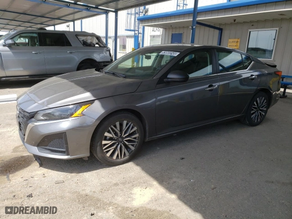 2024 Nissan Altima 2.5 SV with VIN 1N4BL4DV4RN372895, listed as a Copart auction lot 53065245 with 22,005 mi miles and Salvage Title. Bid and sale history available at carsss.com. Image 1.