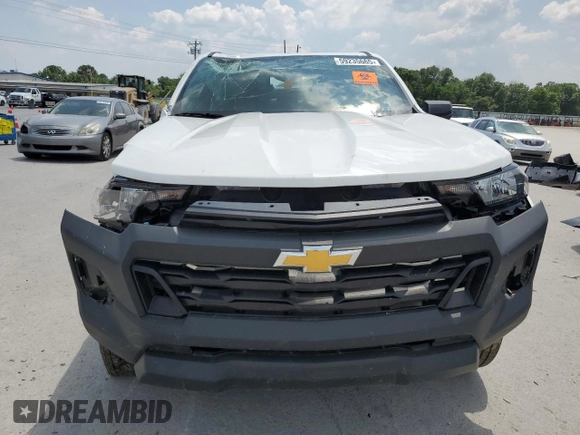 2024 Chevrolet Colorado 4WD Work Truck z VIN 1GCGTBEC6R1124897, wystawiony jako Copart lot #59235665 z przebiegiem 14 521 mil mil oraz Szkoda całkowita • Salvage title. Historia ofert i sprzedaży dostępna na DreamBid. Obrazek 5.
