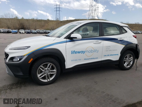 2022 Hyundai Kona SE z VIN KM8K2CAB8NU815630, wystawiony jako Copart lot #53125475 z przebiegiem 47 564 mil mil oraz Szkoda całkowita • Salvage title. Historia ofert i sprzedaży dostępna na DreamBid. Obrazek 1.