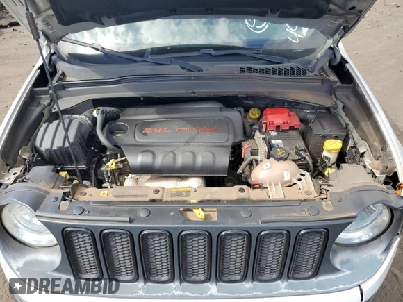 2018 Jeep Renegade Altitude with VIN ZACCJBBB0JPH10922, listed as a Copart auction lot 49244664 with 71,633 mi miles and Clean title. Bid and sale history available at DreamBid. Image 12.
