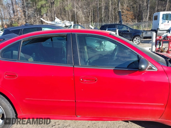 2004 Pontiac Grand Am SE1 with VIN 1G2NF52E84C102696, listed as a IAAI auction lot 41363904 with 217,905 mi miles. Bid and sale history available at carsss.com. Image 13.