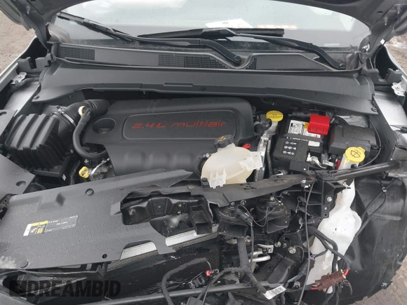 2022 Jeep Compass Trailhawk with VIN 3C4NJDDB3NT128118, listed as a IAAI auction lot 41664845 with 32,660 mi miles and . Bid and sale history available at DreamBid. Image 10.
