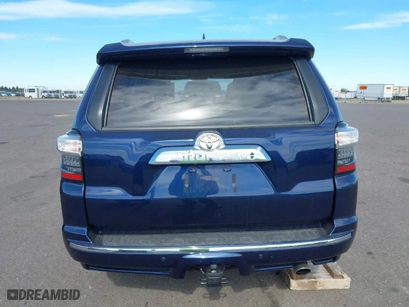 2019 Toyota 4Runner SR5 with VIN JTEBU5JR2K5651204, listed as a IAAI auction lot 40534312 with 110,368 mi miles. Bid and sale history available at carsss.com. Image 16.