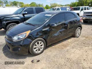2015 Kia Rio EX z VIN KNADN5A39F6457613, wystawiony jako Copart lot #52762885 z przebiegiem 50 648 mil mil oraz Szkoda całkowita • Salvage title. Historia ofert i sprzedaży dostępna na DreamBid. Obrazek 1.