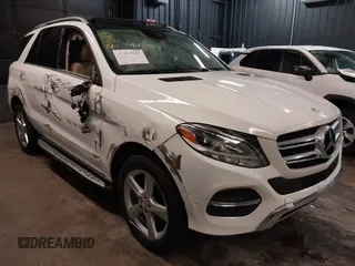 2017 Mercedes-Benz GLE 350 z VIN 4JGDA5HB9HA882255, wystawiony jako IAAI lot #41803504 z przebiegiem 53 159 mil mil oraz . Historia ofert i sprzedaży dostępna na DreamBid. Obrazek 1.