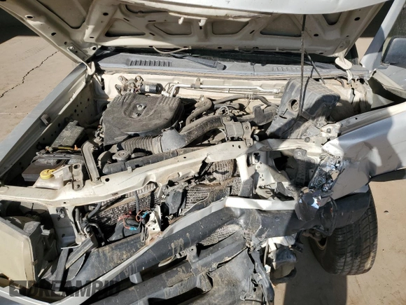 1998 Nissan Frontier XE with VIN 1N6DD21S1WC329392, listed as a Copart auction lot 73609304 with Not provided miles and Salvage title. Bid and sale history available at DreamBid. Image 12.