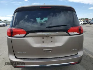 2017 Chrysler Pacifica Limited z VIN 2C4RC1GG5HR759865, wystawiony jako Copart lot #56431515 z przebiegiem 93 473 mil mil oraz Szkoda całkowita • Salvage title. Historia ofert i sprzedaży dostępna na DreamBid. Obrazek 6.