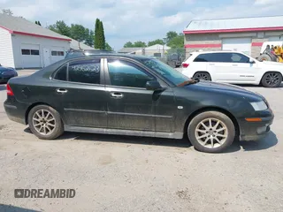 2003 Saab 9-3 z VIN YS3FB49S631050280, wystawiony jako IAAI lot #42462623 z przebiegiem 107 154 mil mil oraz . Historia ofert i sprzedaży dostępna na DreamBid. Obrazek 14.
