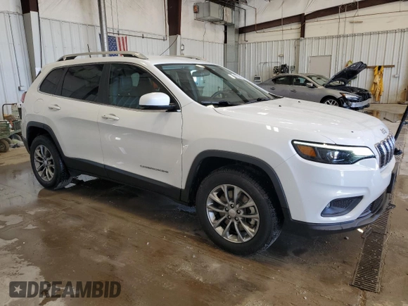 2020 Jeep Cherokee Latitude Plus с VIN 1C4PJMLB8LD565660, выставлен на аукционе Copart как лот 57408055 с пробегом 99 834 миль миль и Списание • Salvage title. История ставок и продаж доступна на DreamBid. Изображение 4.