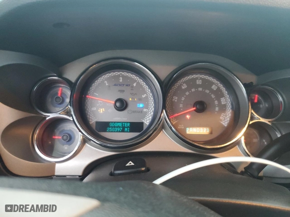 2008 Chevrolet Silverado 1500 LT w/2LT with VIN 2GCEC19J881251329, listed as a Copart auction lot 77889864 with 250,397 mi miles and Salvage Title. Bid and sale history available at carsss.com. Image 9.