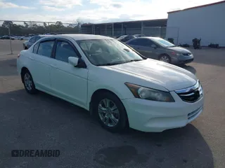 2012 Honda Accord SE z VIN 1HGCP2F63CA017374, wystawiony jako IAAI lot #40875683 z przebiegiem 267 310 mil mil oraz . Historia ofert i sprzedaży dostępna na DreamBid. Obrazek 1.