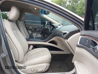 2016 Lincoln MKZ Hybrid with VIN 3LN6L2LU3GR629124, listed as a IAAI auction lot 42285383 with 116,196 mi miles and . Bid and sale history available at DreamBid. Image 5.