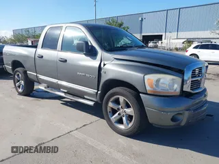 2006 Dodge 1500 SLT with VIN 1D7HA18276S564209, listed as a IAAI auction lot 41932209 with 389,187 mi miles. Bid and sale history available at carsss.com. Image 1.