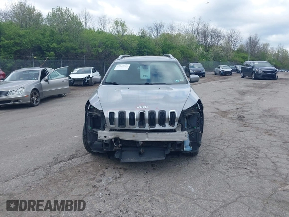 2015 Jeep Cherokee Limited with VIN 1C4PJMDS4FW650454, listed as a IAAI auction lot 42044380 with 123,837 mi miles. Bid and sale history available at carsss.com. Image 13.