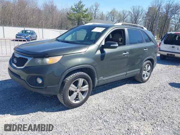 2012 Kia Sorento EX with VIN 5XYKUDA21CG245246, listed as a IAAI auction lot 41845366 with 249,513 mi miles. Bid and sale history available at carsss.com. Image 2.