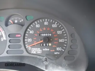 1995 Mitsubishi 3000GT GT z VIN JA3AM84J1SY026510, wystawiony jako IAAI lot #42298430 z przebiegiem 288 509 mil mil oraz . Historia ofert i sprzedaży dostępna na DreamBid. Obrazek 7.